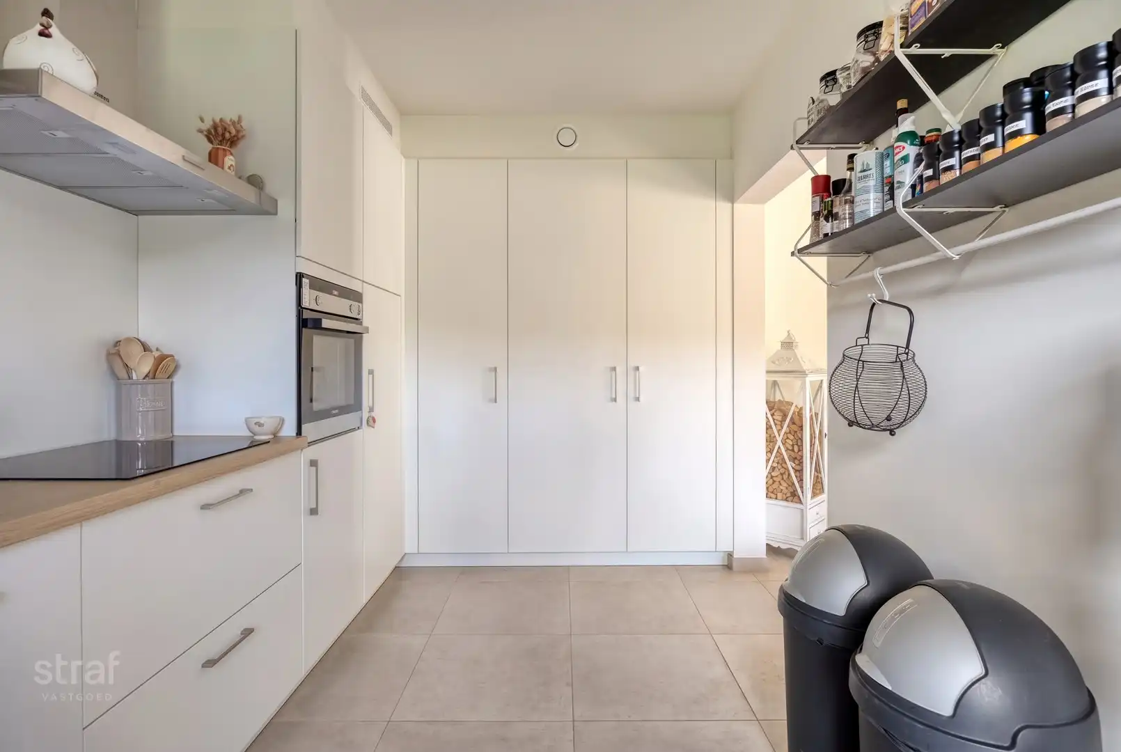 TE HUUR: Zonnig appartement op Linkeroever inclusief autostaanplaats foto 11
