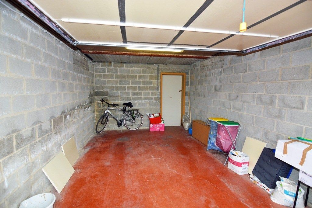 Energiezuinig appartement met 2 slpks, terras en inpandige garage. foto 16