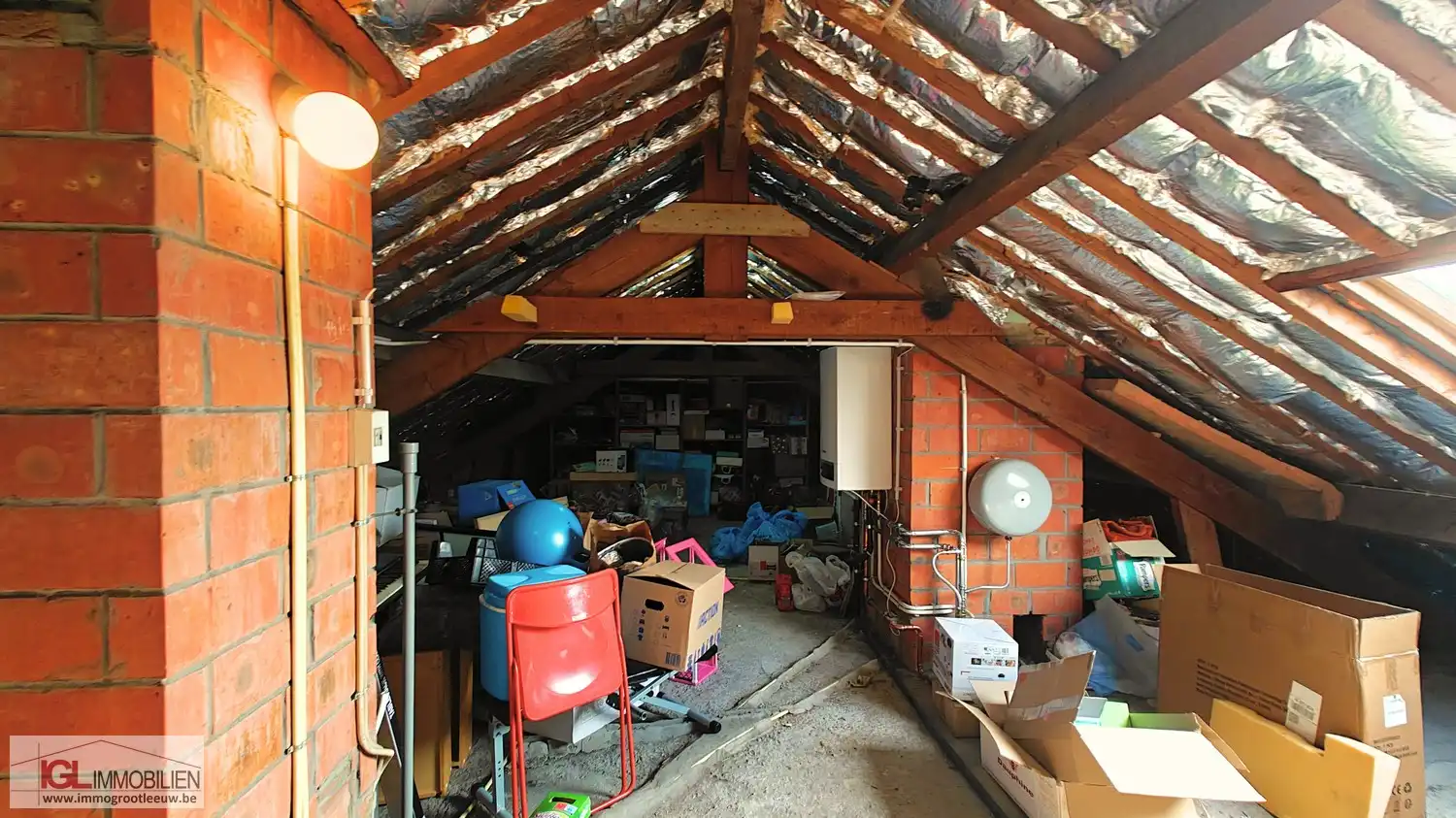 Handelspand op topliging met optimale zichtbaarheid langsheen Bergensesteenweg met veel parking en twee woongelegenheden! foto 29