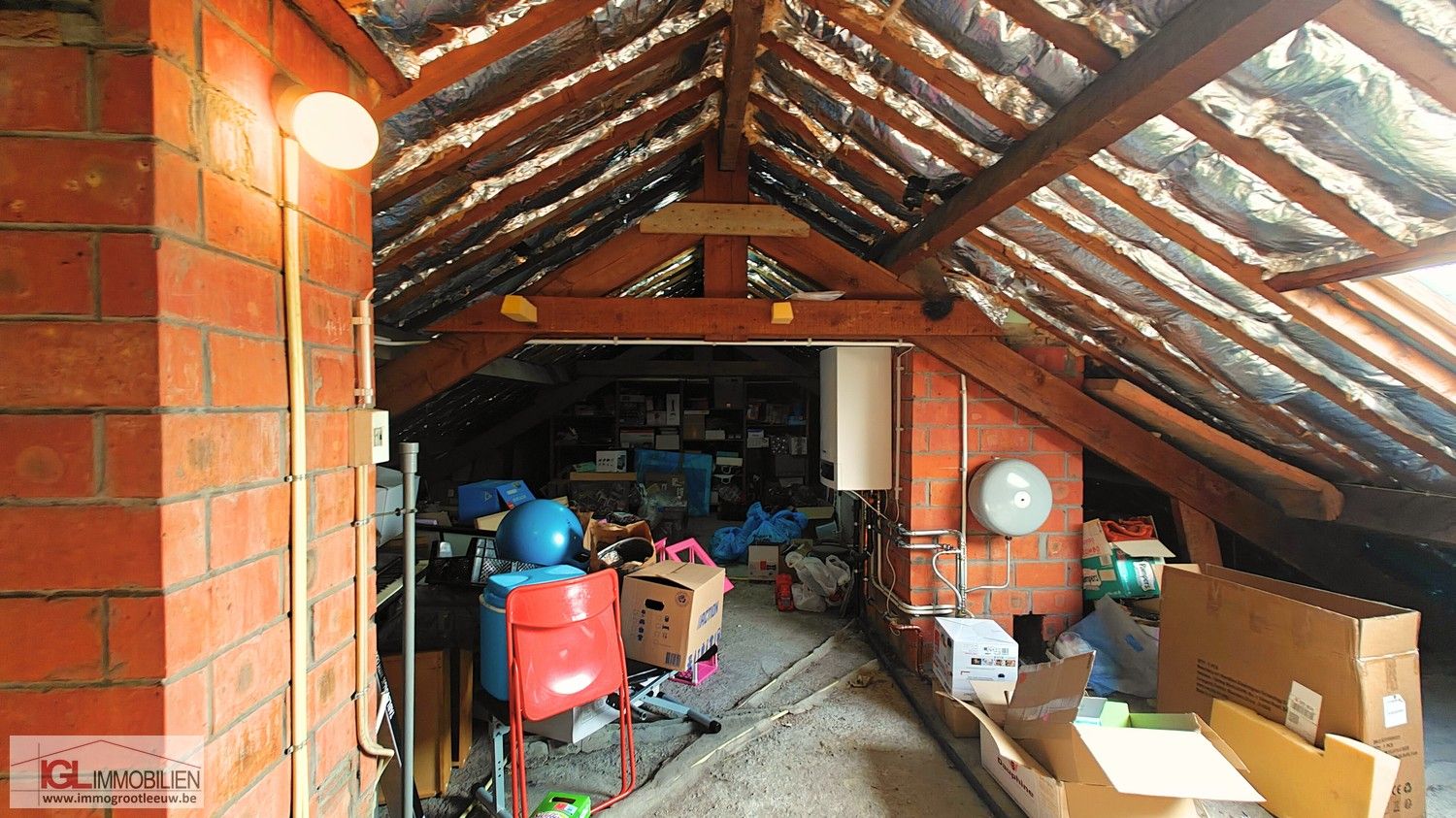 Handelspand op topliging met optimale zichtbaarheid langsheen Bergensesteenweg met veel parking en twee woongelegenheden! foto 29