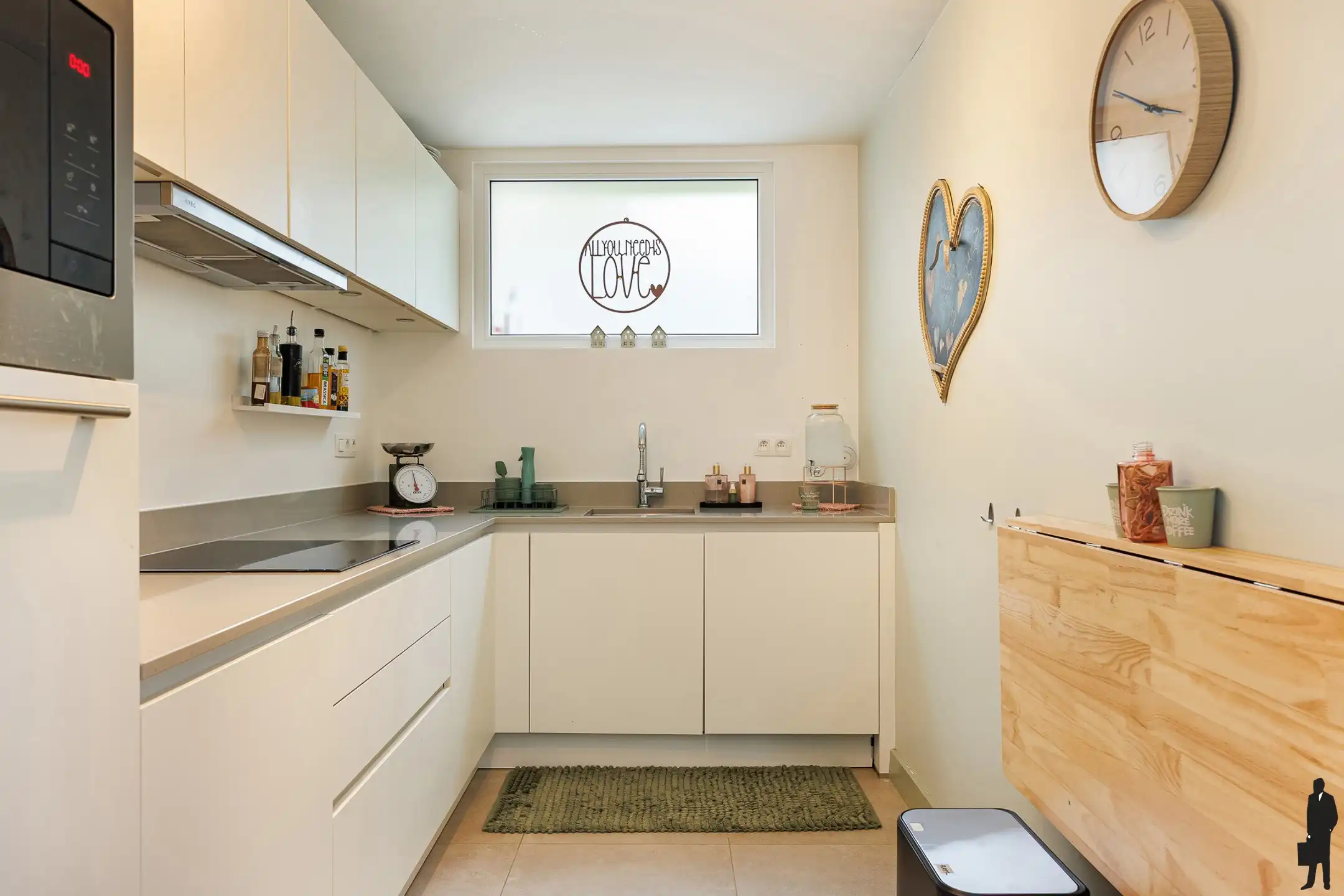 Instapklaar triplex appartement op toplocatie in Sint-Niklaas foto 6