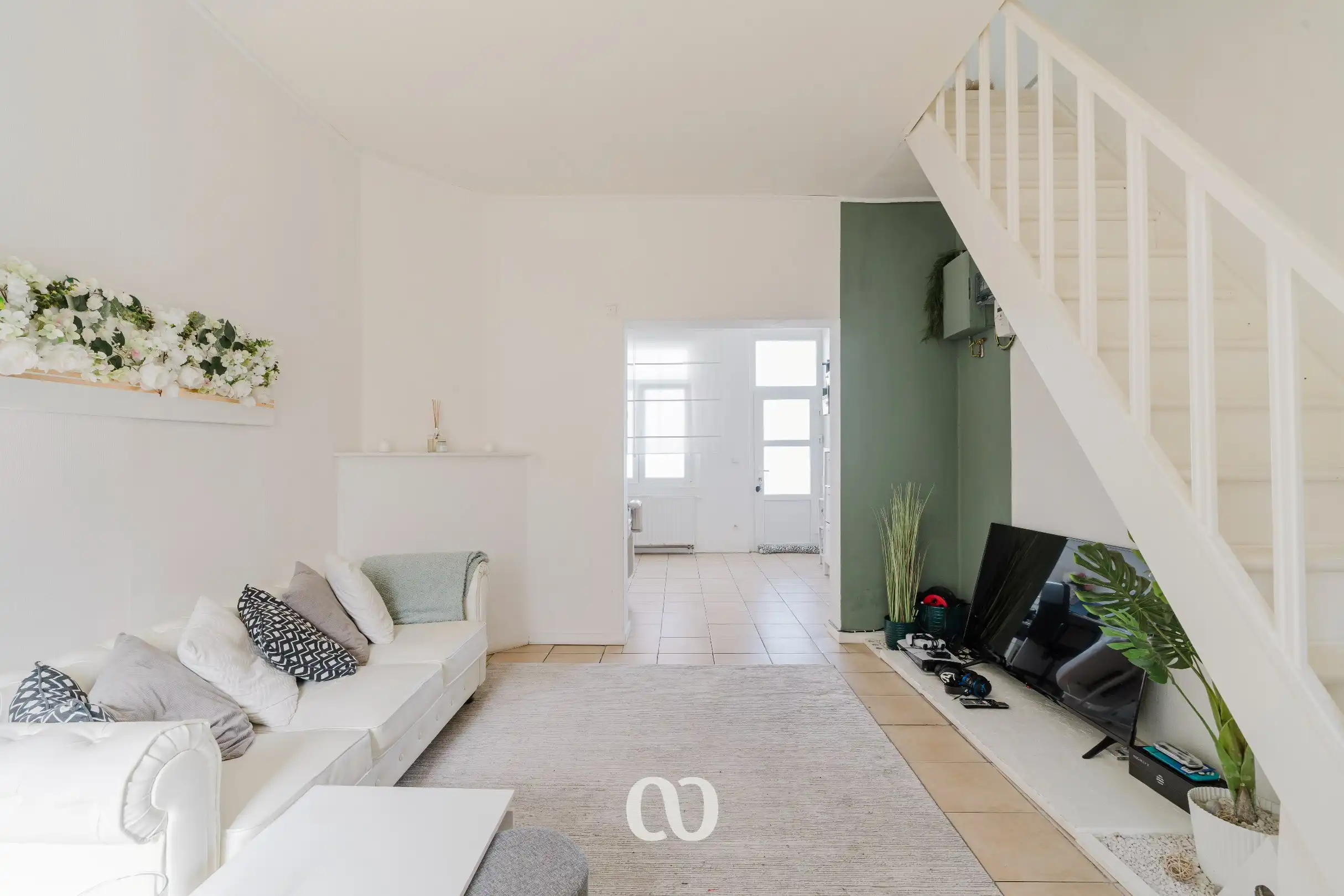 Instapklare rustig gelegen woning met 3 slaapkamers foto 2