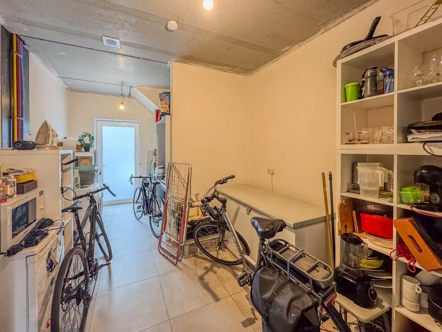 Nieuwbouwwoning met 3 ruime slaapkamers en tuin. foto 12