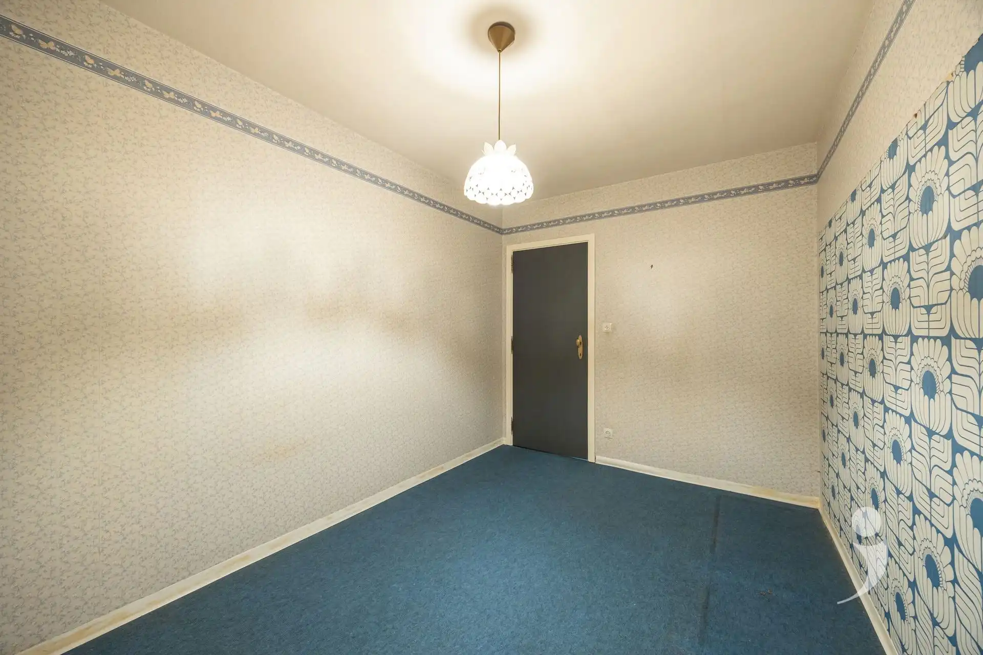Ruime te renoveren woning!  foto 15