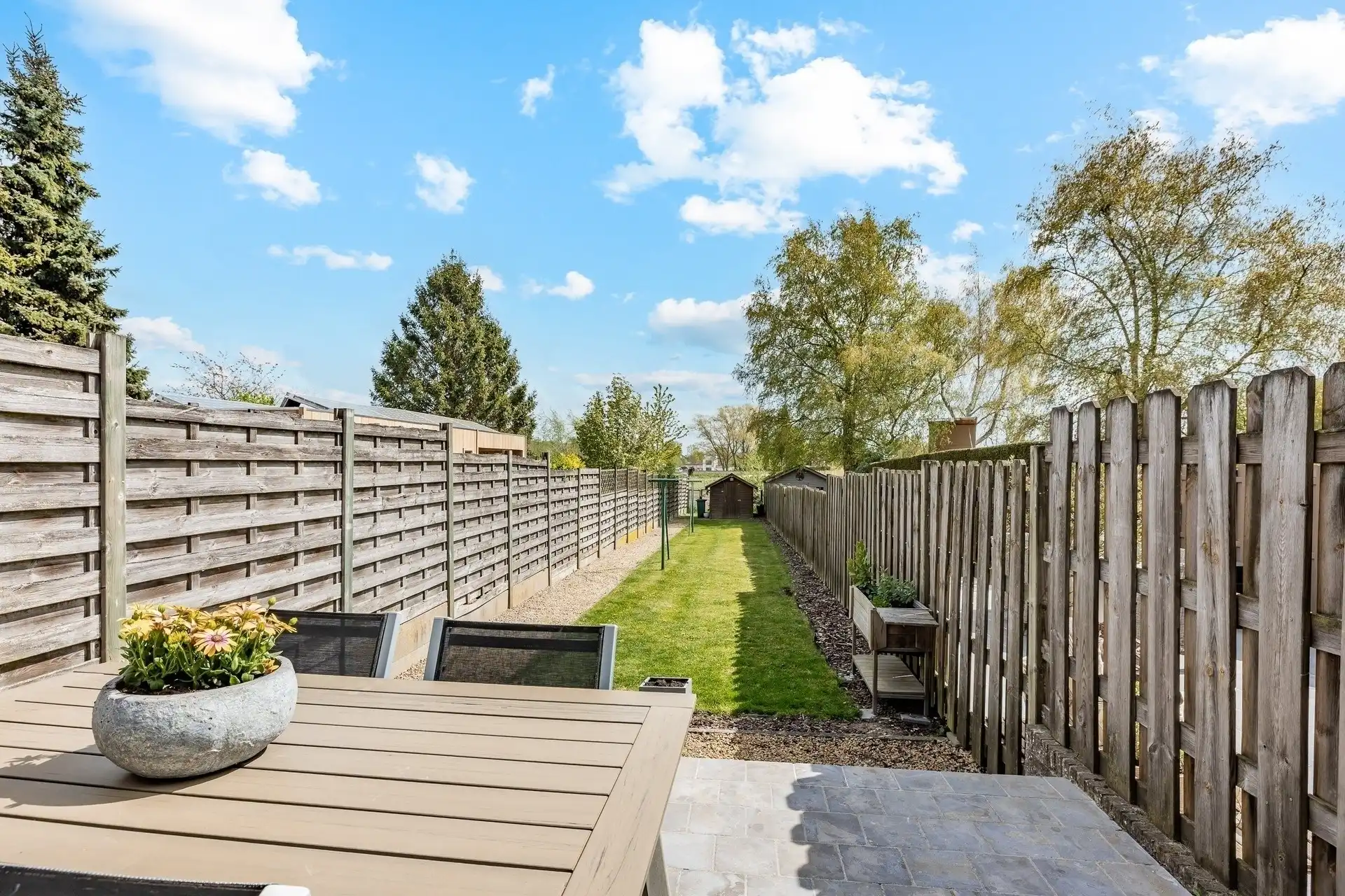 Instapklare woning met 3 slks en tuin foto 19