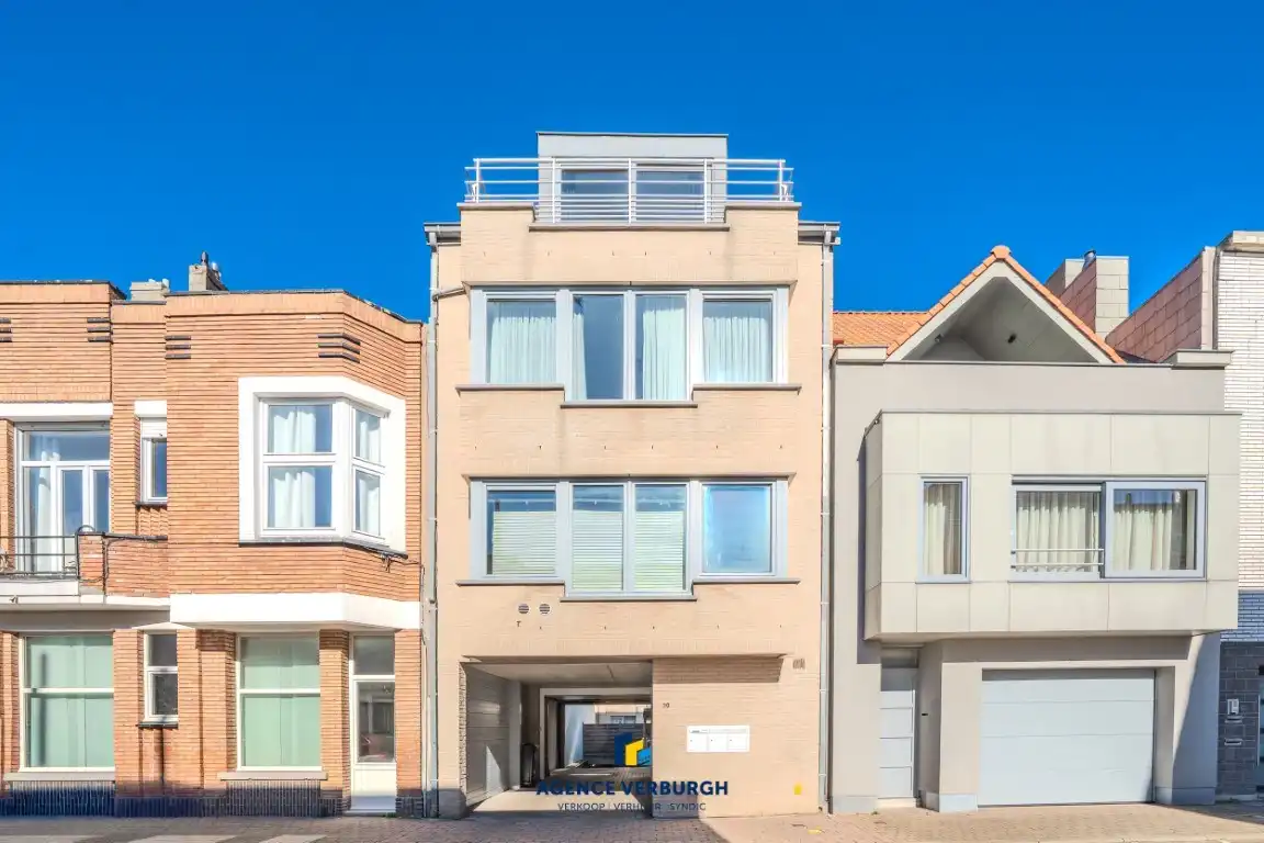 Lichtrijk 1-slpk appartement nabij de Grote Markt foto 15