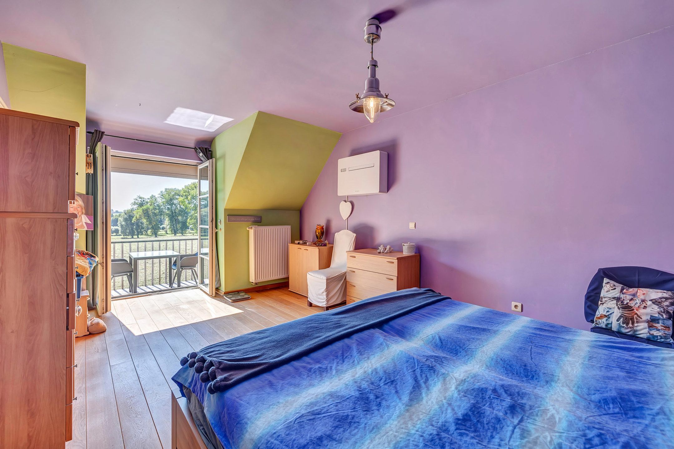 Prachtige gelegen villa met kwalitatieve afwerking foto 17
