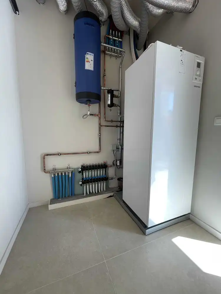 Smaakvol gerenoveerde woning met stadstuin foto 10