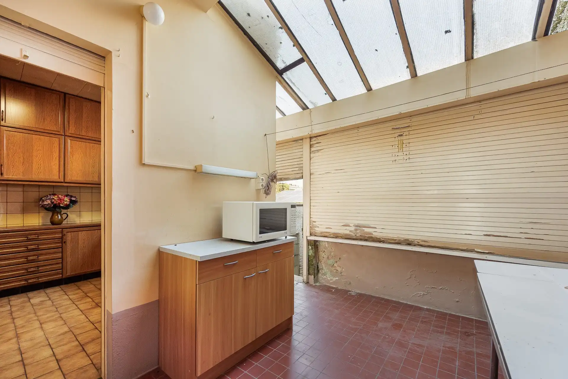 Woning met veel potentieel in rustige straat in Deurne-Oost foto 11