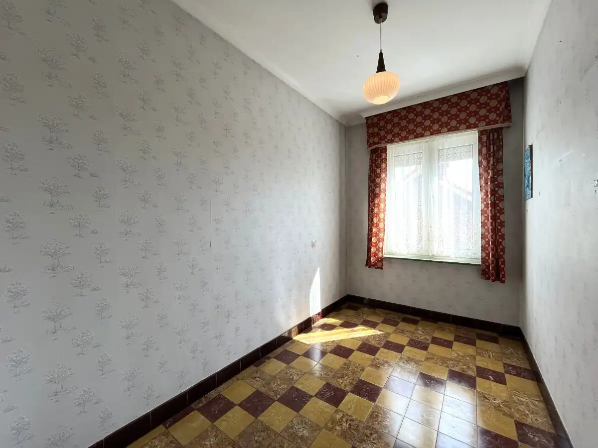 Dadizele – Gezinswoning met ruime tuin op een perceel van 930 m² foto 11