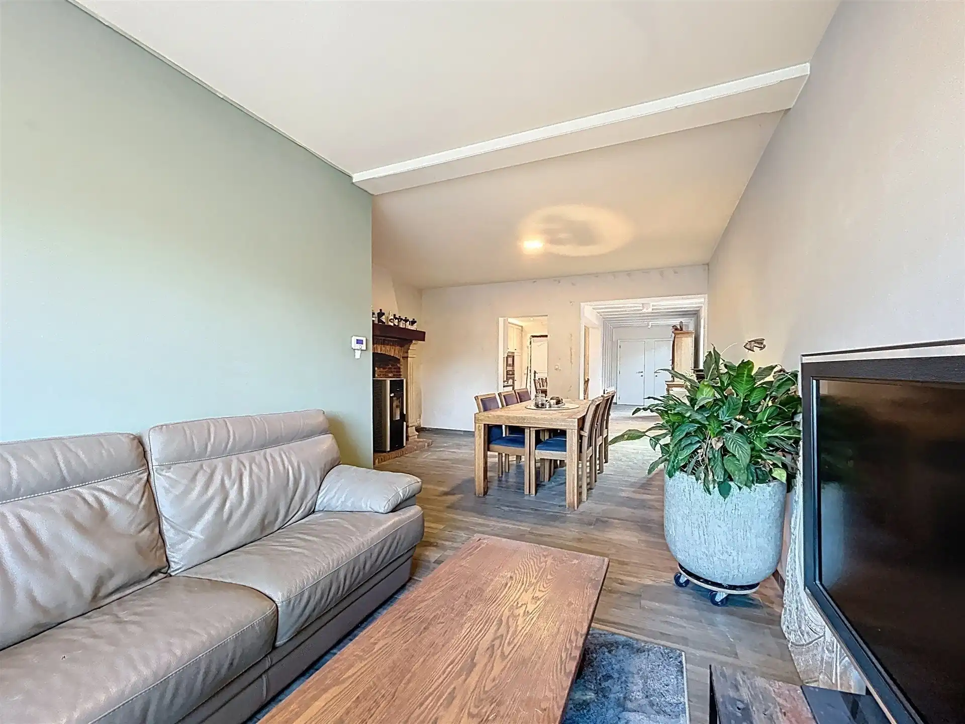 half open bebouwing met 4 slaapkamers op toplocatie foto 5