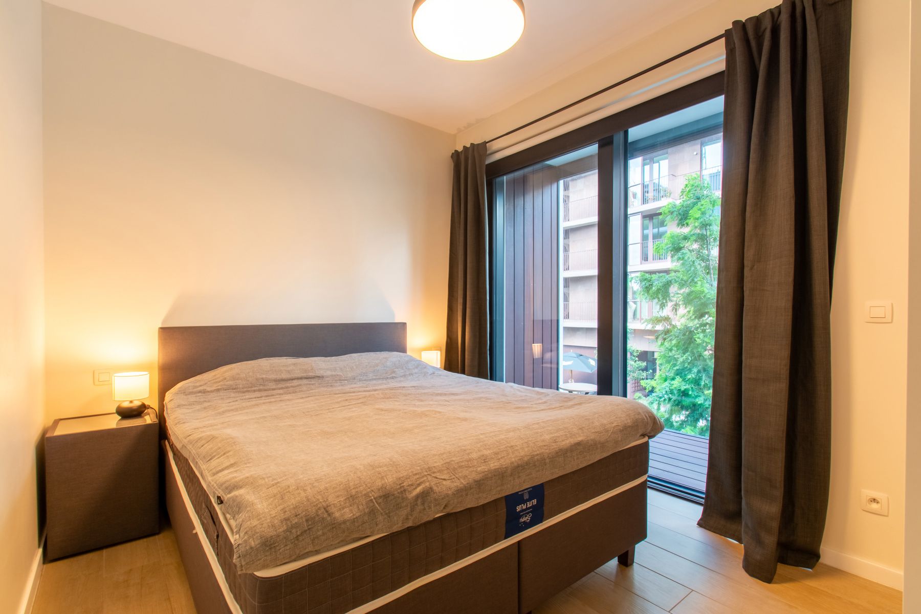 Gezelig lichtrijk gemeubeld 1 kamer appartement foto 8