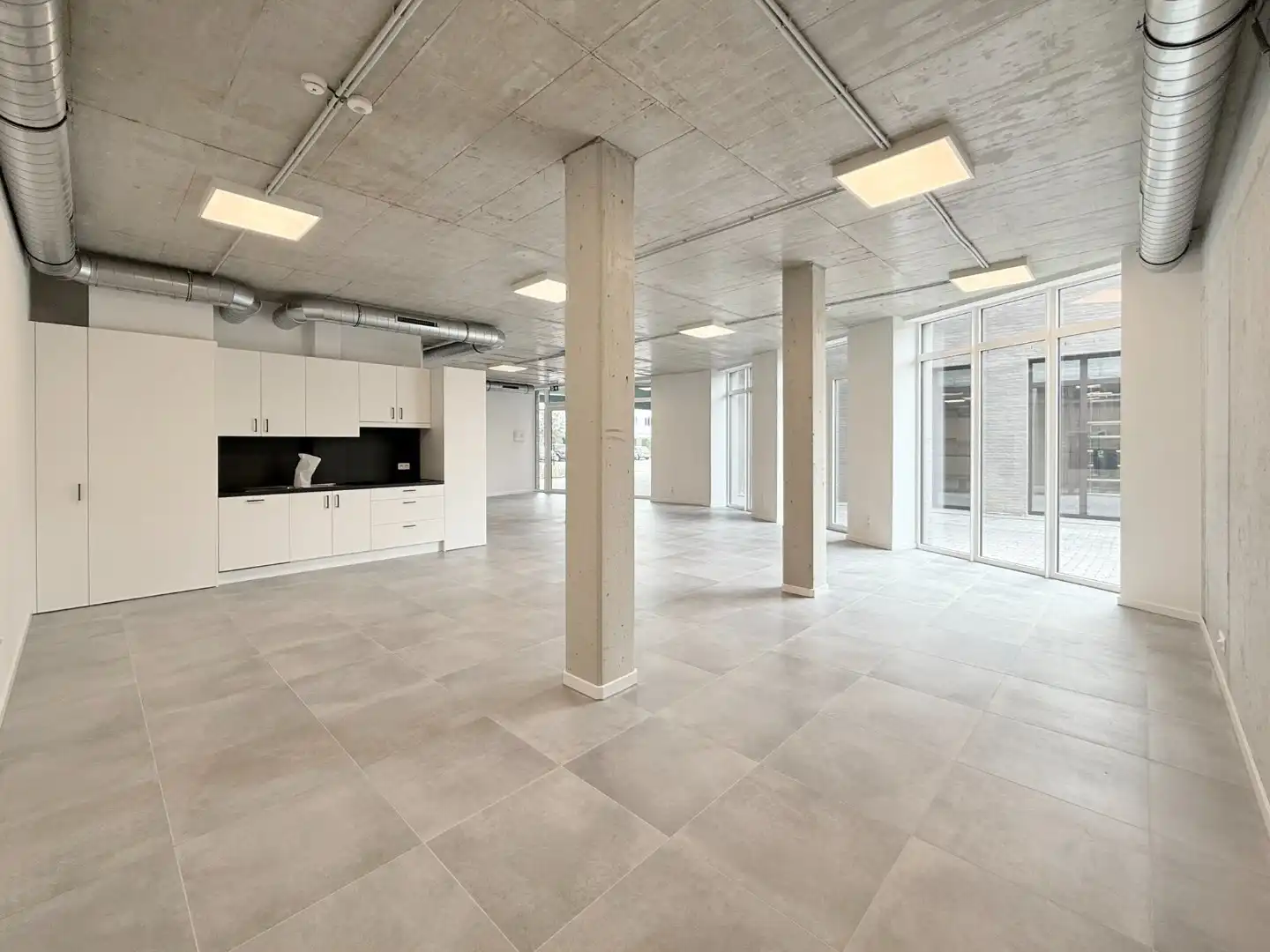 Instapklare kantoorruimte met topligging in Heverlee foto 3