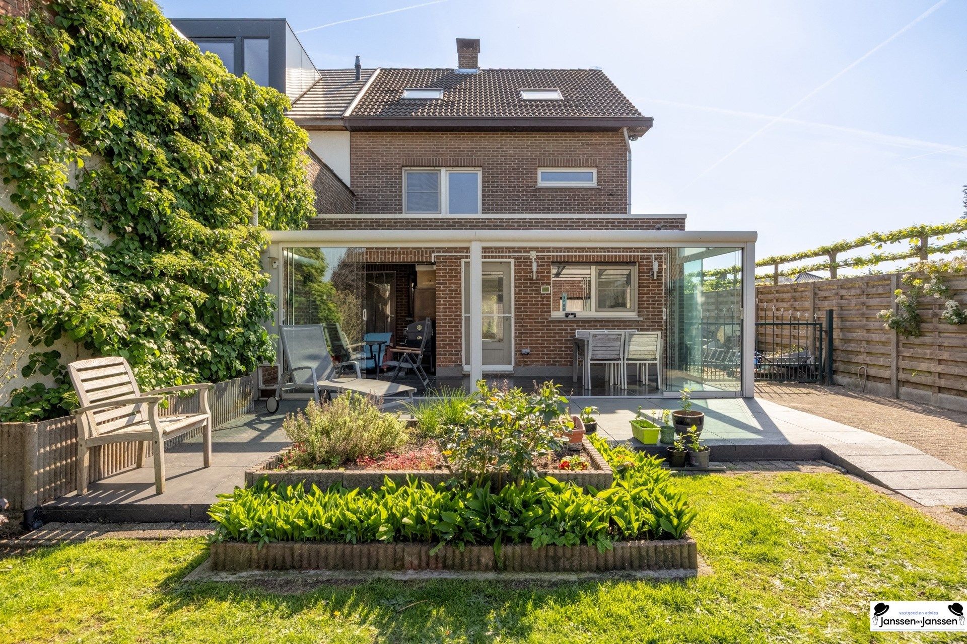 Ruime, lichtrijke en energiezuinige woning te koop EPC B (118) foto 28
