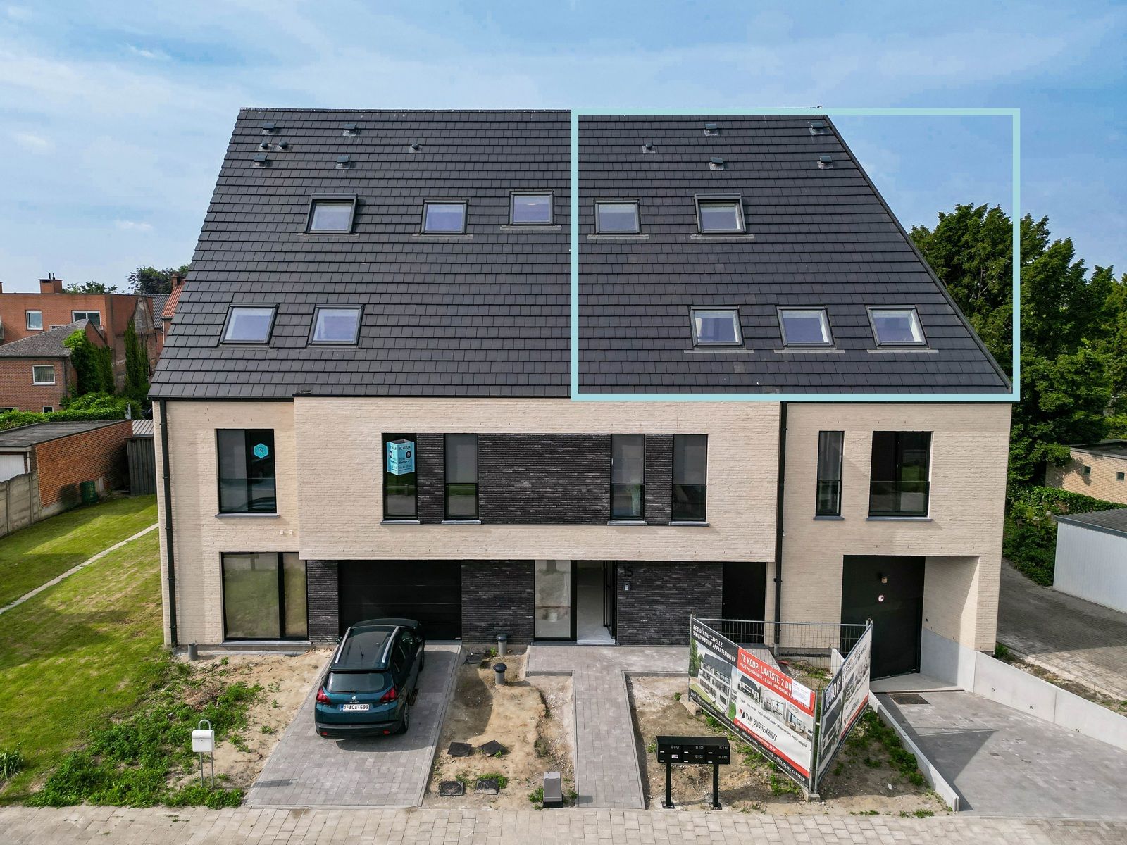 Fantastisch nieuwbouw duplex appartement (BEN) met groot terras én lift te Kapelle-Op-Den-Bos foto {{pictureIndex}}