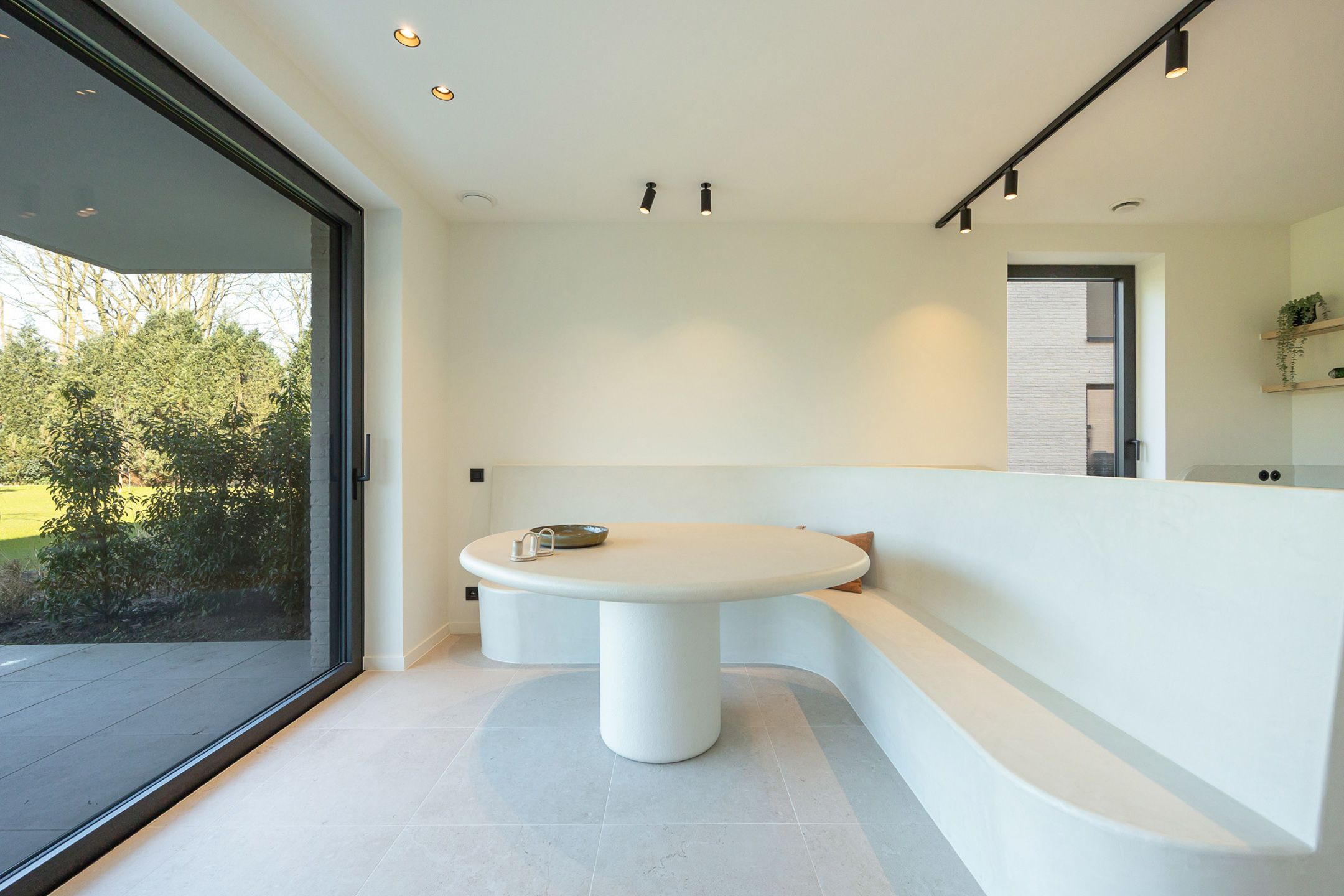 Trendy nieuwbouw gelijkvloers appartement foto 5