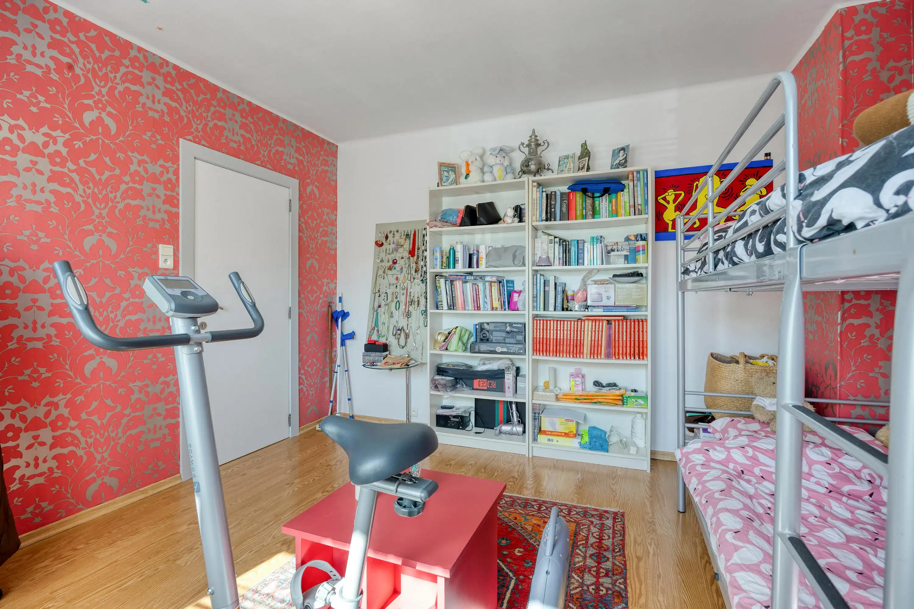 Gerenoveerd en energiezuinig huis met 3 slaapkamers in Boom foto 18