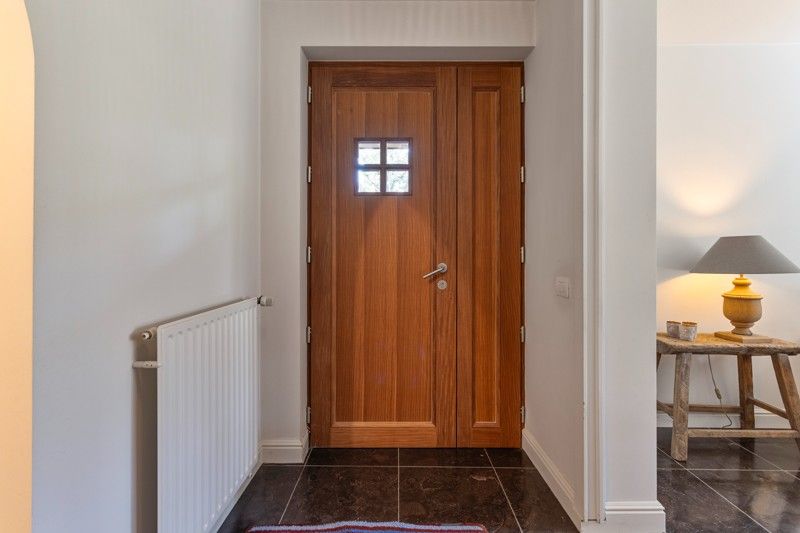 Prachtige luxueus afgewerkte woning op een perceel van 572 m² TE KOOP in DESSELGEM! foto 5