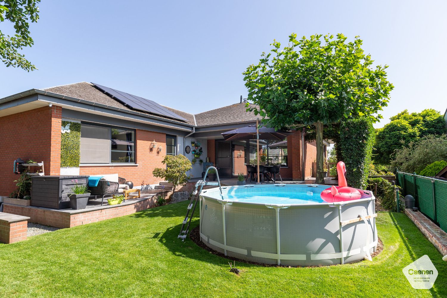 UNIEKE & LUCHTIGE ALLEENSTAANDE WONING met 4 SLAAPKAMERS ,RUIME GARAGE en TUIN foto 5
