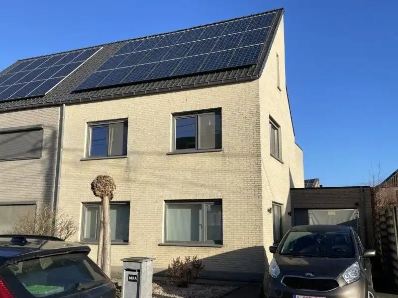 Huis te koop foto {{pictureIndex}}