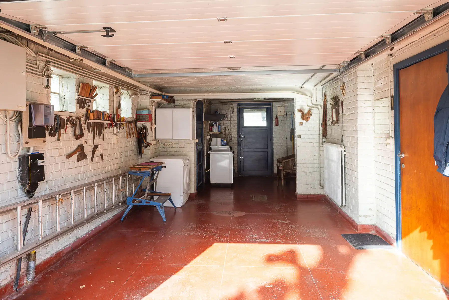 Eengezinswoning met tuin, garage en autostaanplaats foto 23