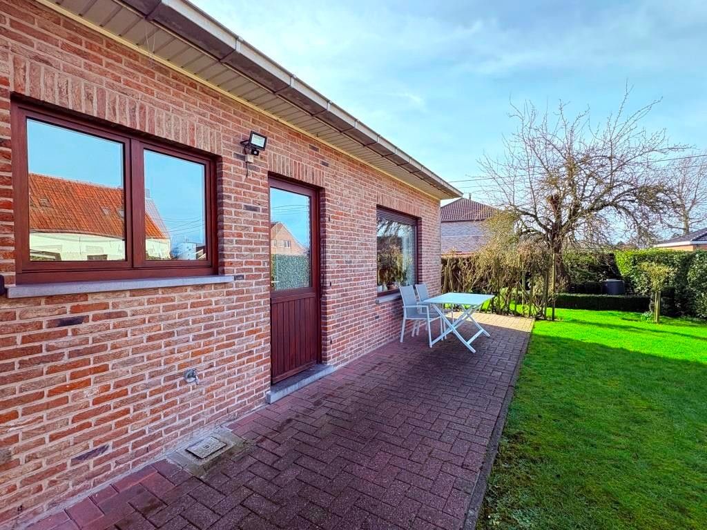 Verzorgde vrijstaande woning met zonnige tuin. foto 18