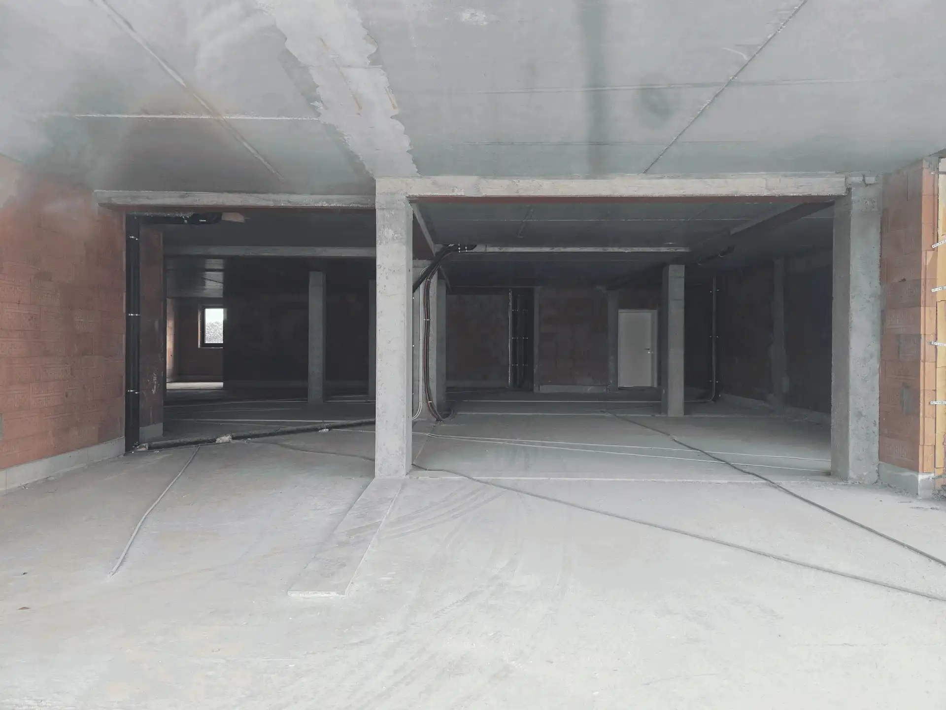 Nieuw winkelpand met grote zichtbaarheid in Asse foto 4