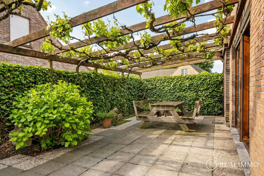 Alleenstaande instapklare woning op 1.483 m² in rustige ligging te Deerlijk! foto 16