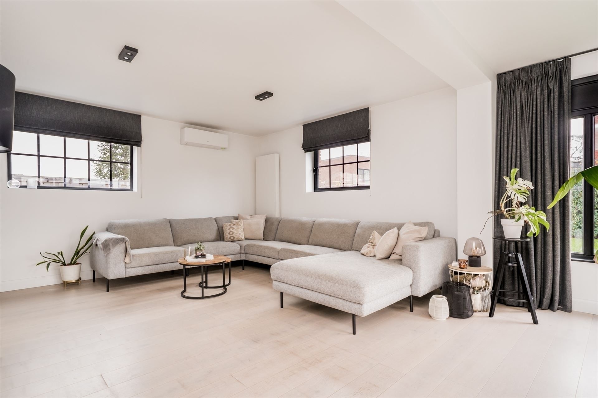 Gezellige woning met open keuken en tuin top ligging!  foto 12