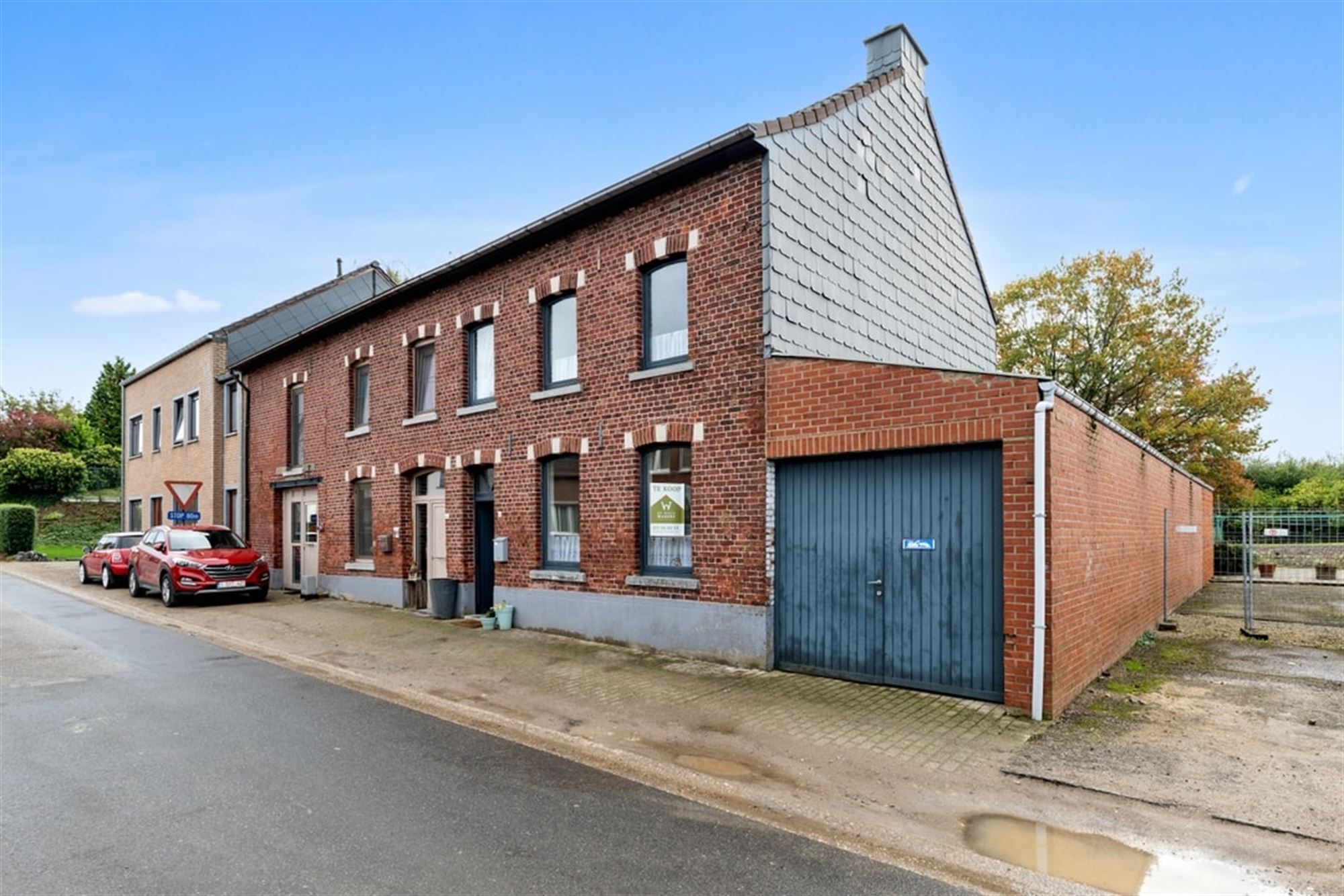 HALFOPEN BEBOUWING MET 3 SLKS EN RUIME GARAGE IN BORGLOON  foto 2