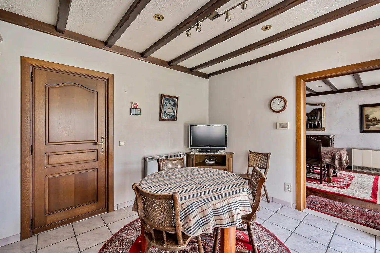 Laagbouwwoning op prachtig perceel van 2196m² foto 19