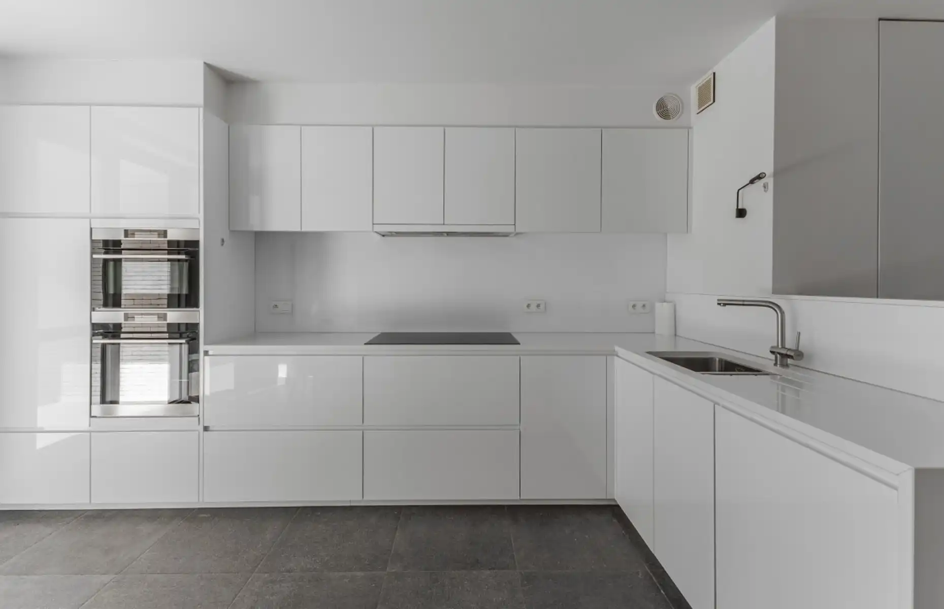 Exclusief appartement met 2 terrassen en autostaanplaats  foto 5