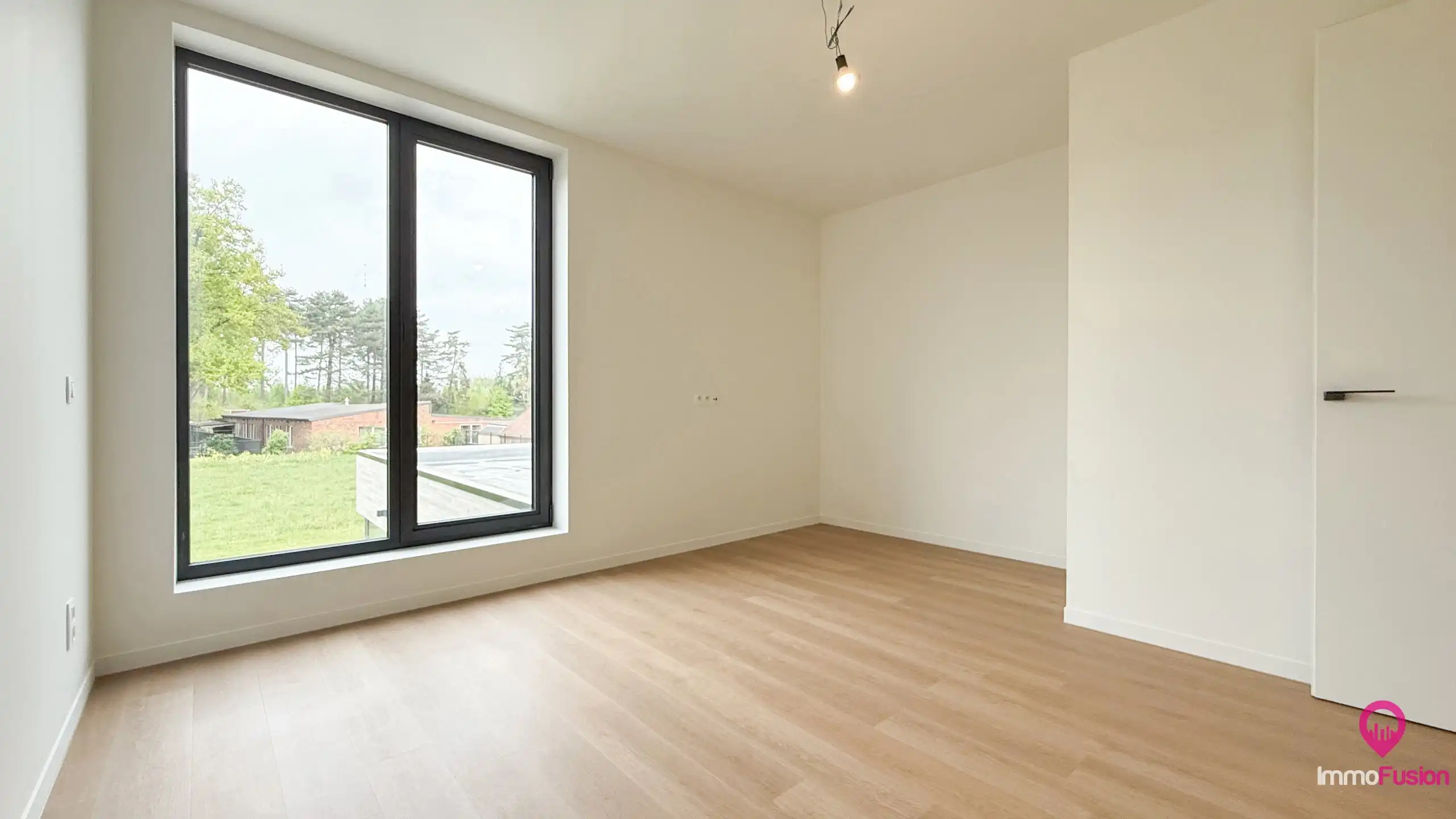 Hoogwaardig afgewerkte woning met industriële look! foto 35