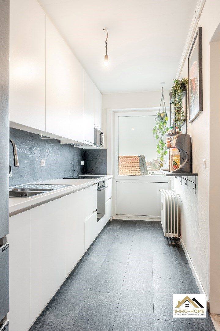 Instapklaar appartement nabij centrum Gent te Sint-Amandsberg! foto 6