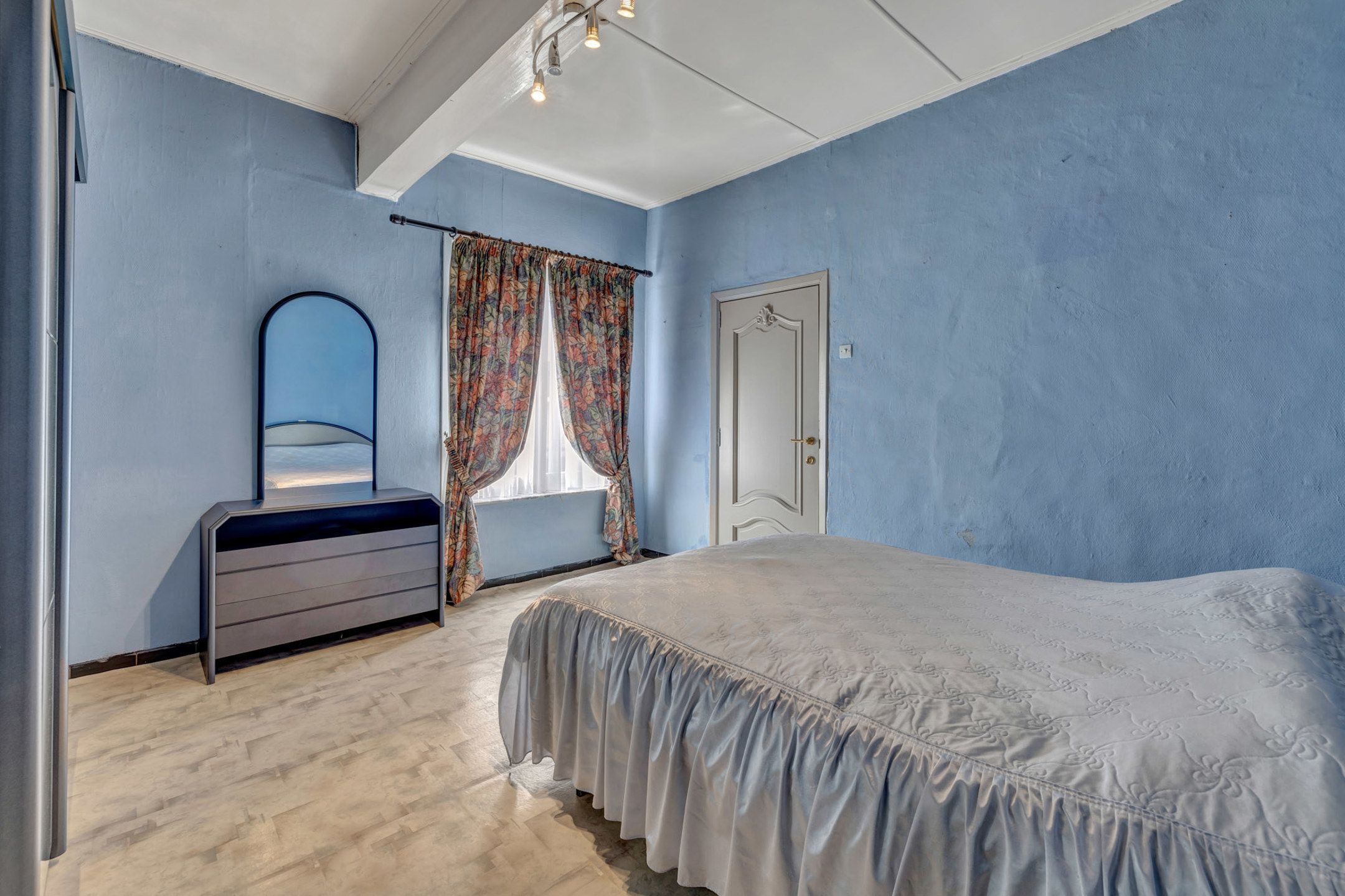 Te renoveren woning met 4 slaapkamers op 428m² te Meldert foto 14