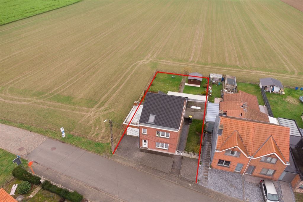 Knappe woning met prachtig uitzicht foto 23