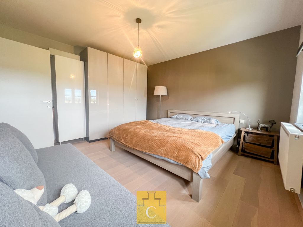 instapklare half open woning met garage en zonnige tuin foto 11