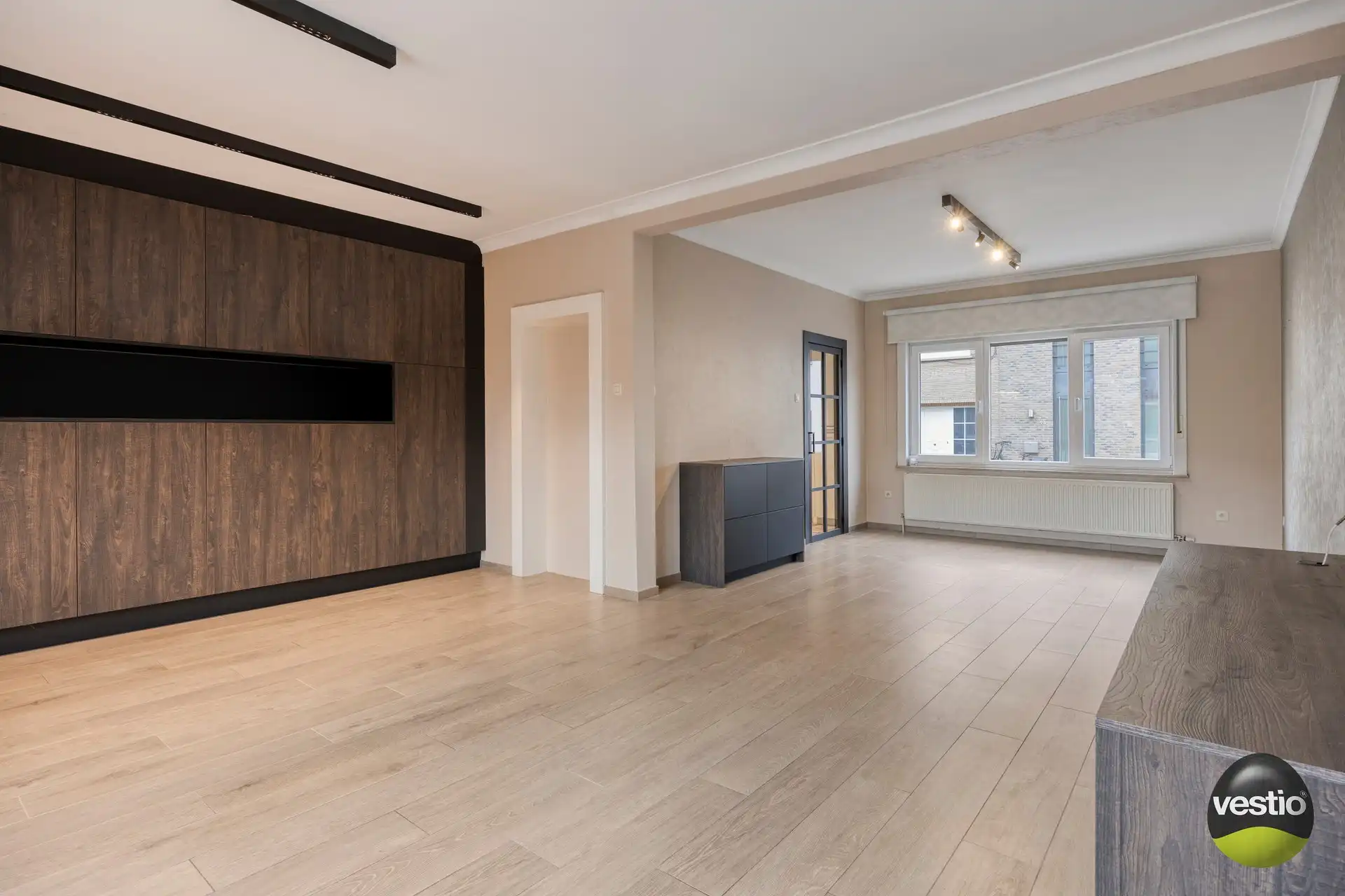 Charmante, gerenoveerde stadswoning met 4 slaapkamers en grote stadstuin. foto 4