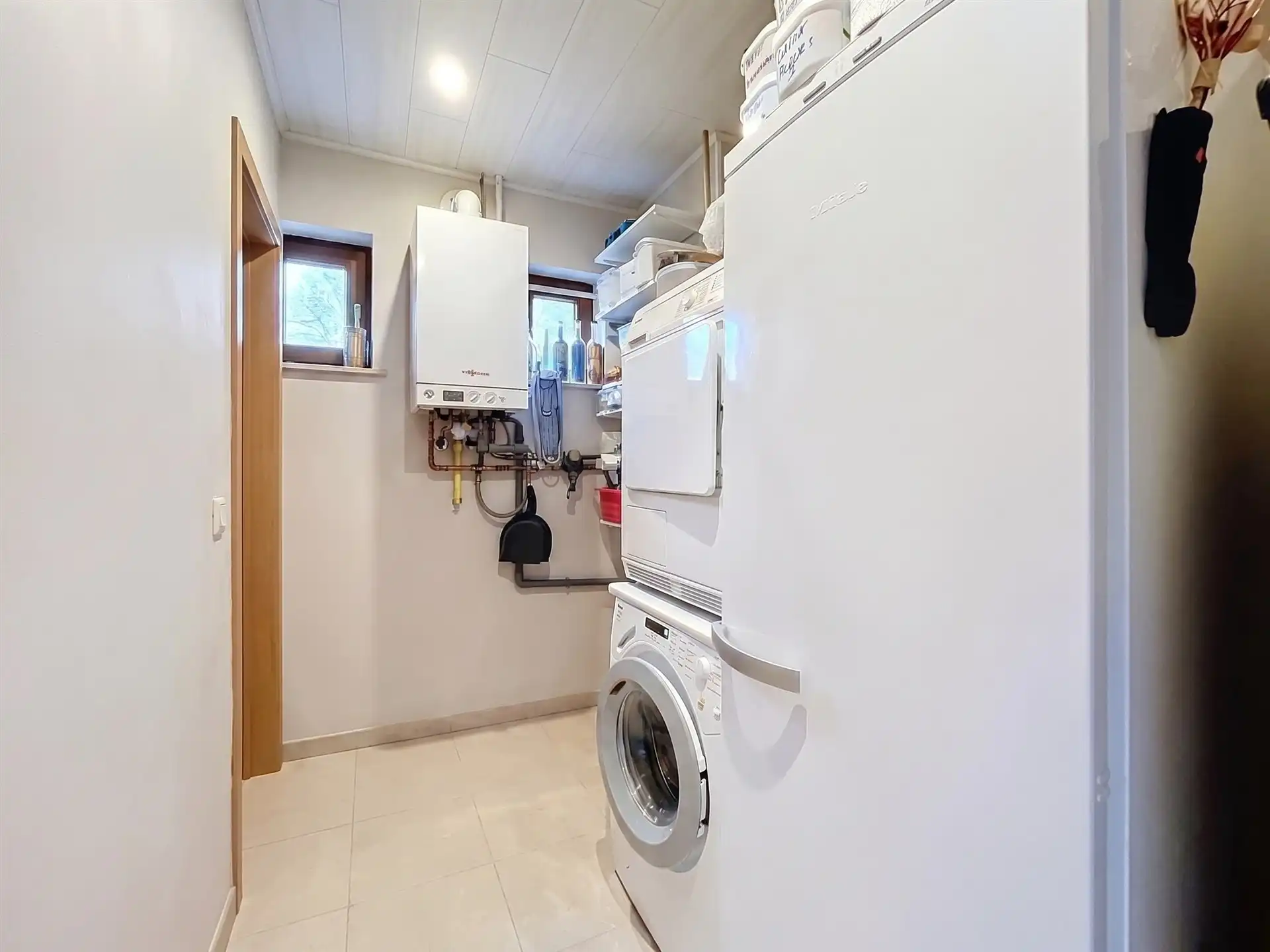 half open bebouwing met 3 slaapkamers en garage op perceel van 545m² foto 12