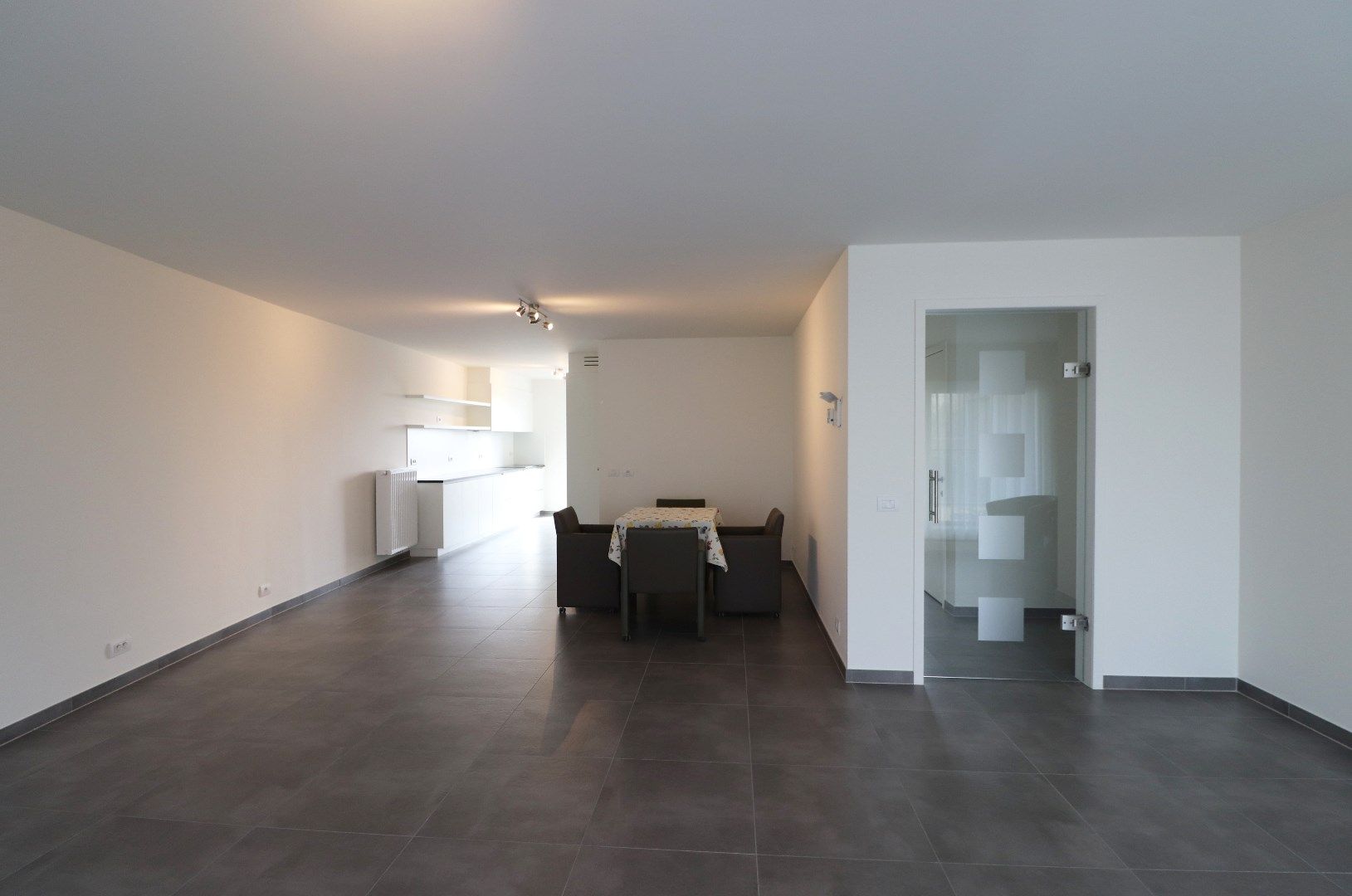 Ruim duplexappartement foto 3