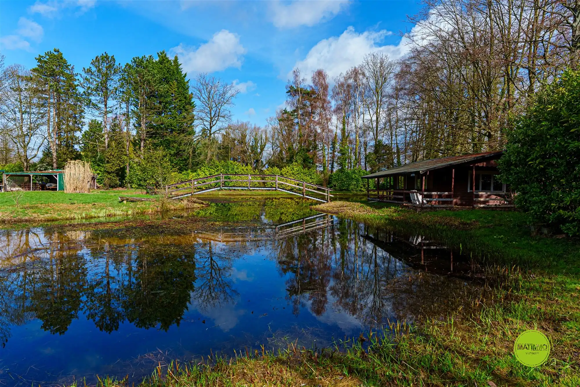 Uniek stukje natuur met twee visvijvers van 6.638 m² foto 11