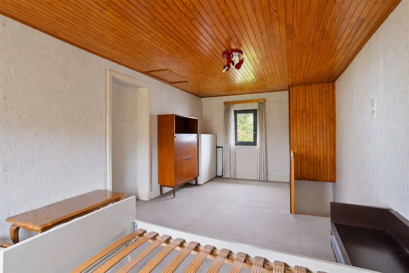 Gezellige, te renoveren, woning met aangename tuin foto 13