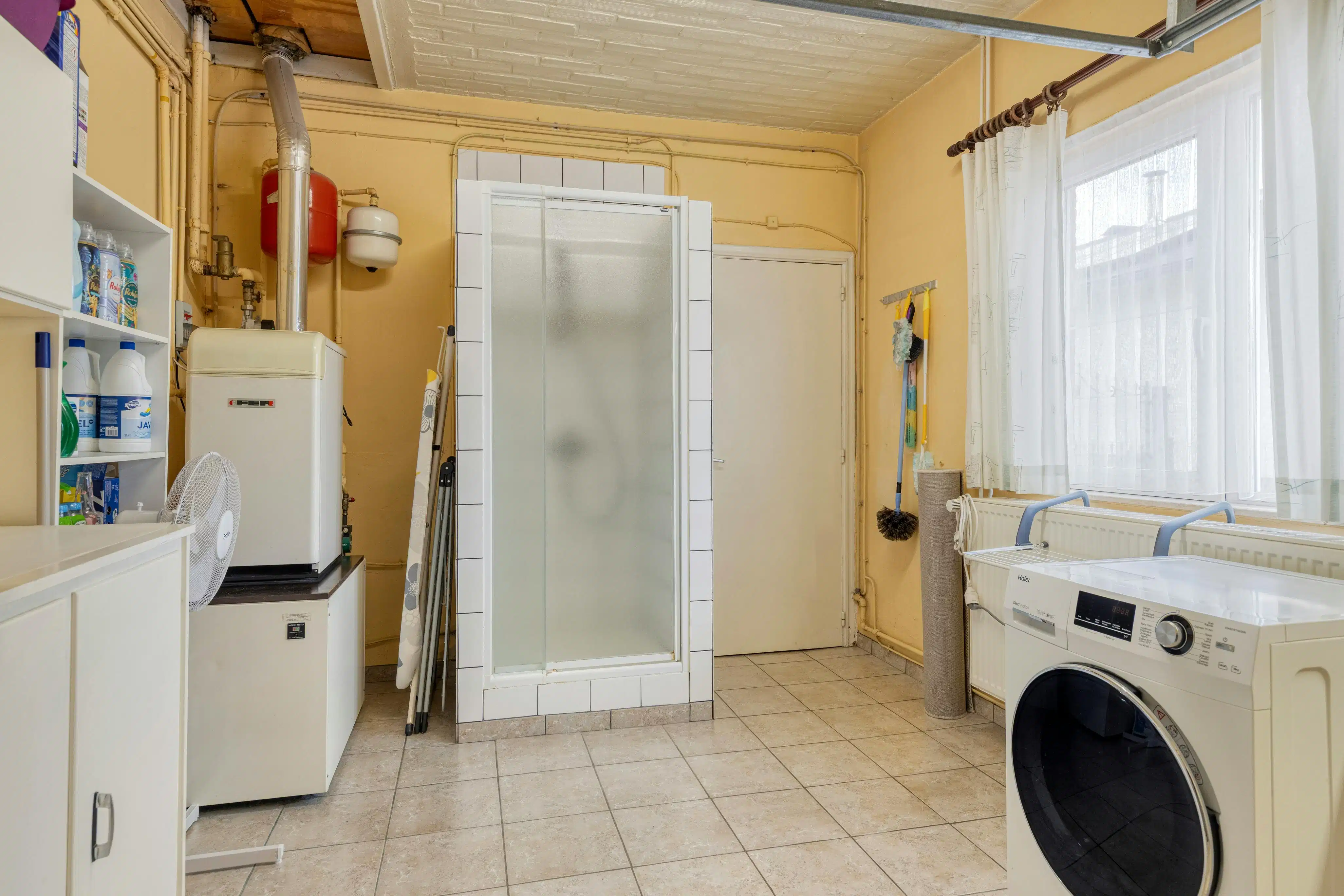 Op te frissen halfopen bebouwing in Stevoort  foto 8