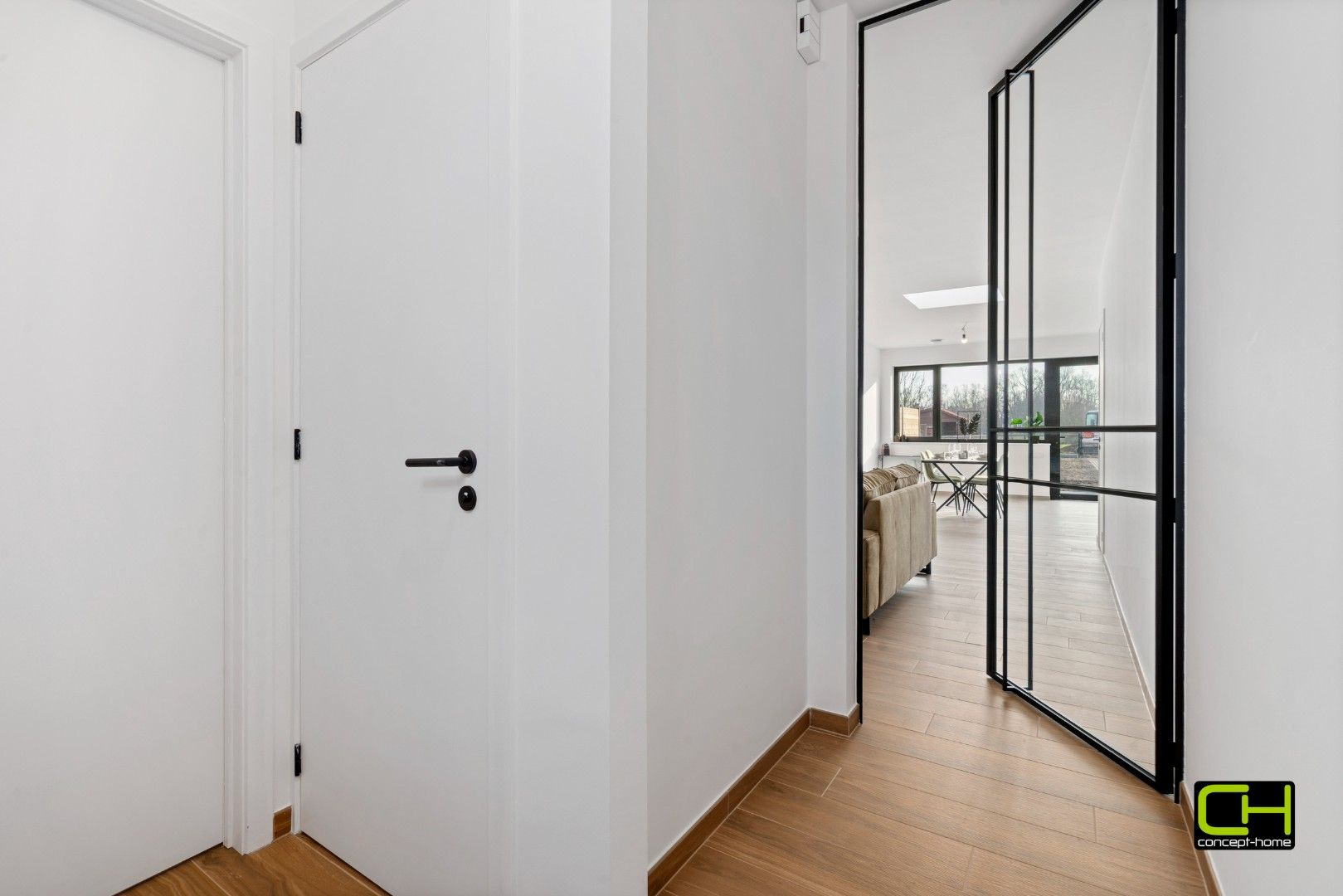 Duurzame en comfortabele woning met tuin en private parkeerplaats foto 6