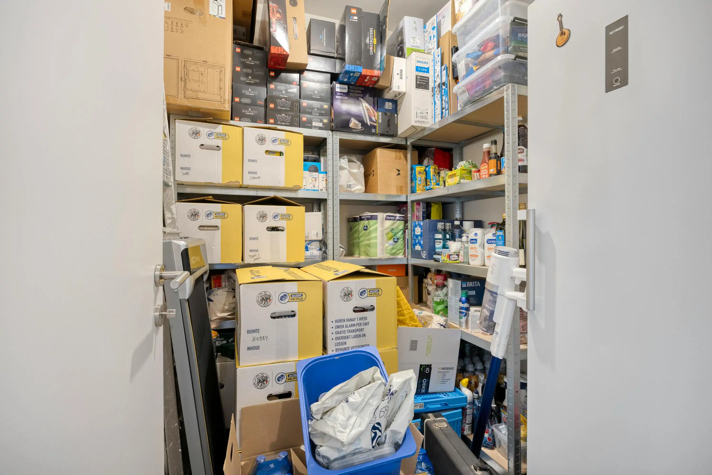 Appartement met 2 slaapkamers en garage te koop in Merksem foto 14