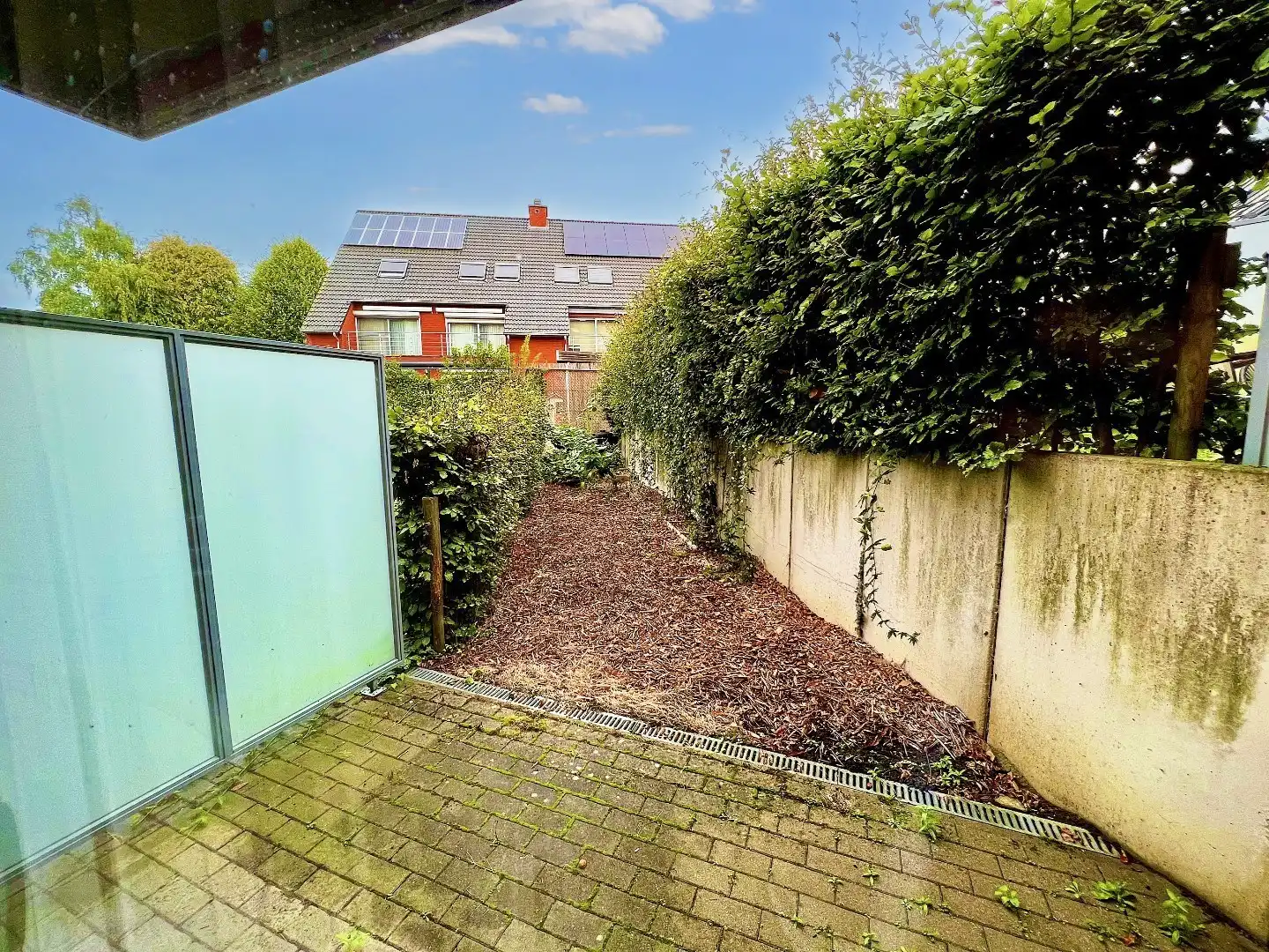 LINDEN 2 SLAAPKAMER APPARTEMENT MET TUIN + STAANPLAATS foto 12