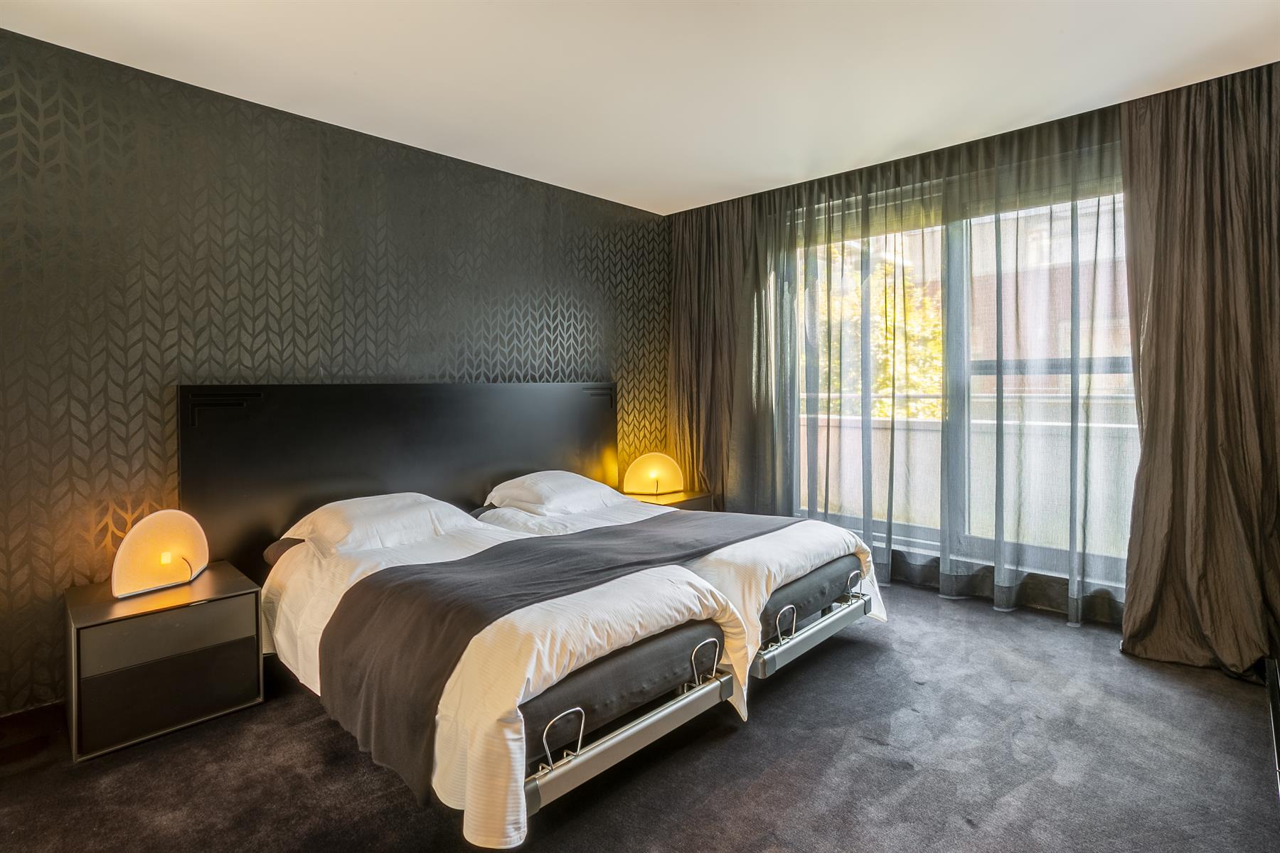 Lichtrijke stadswoning in hartje Zuid met terras foto 7