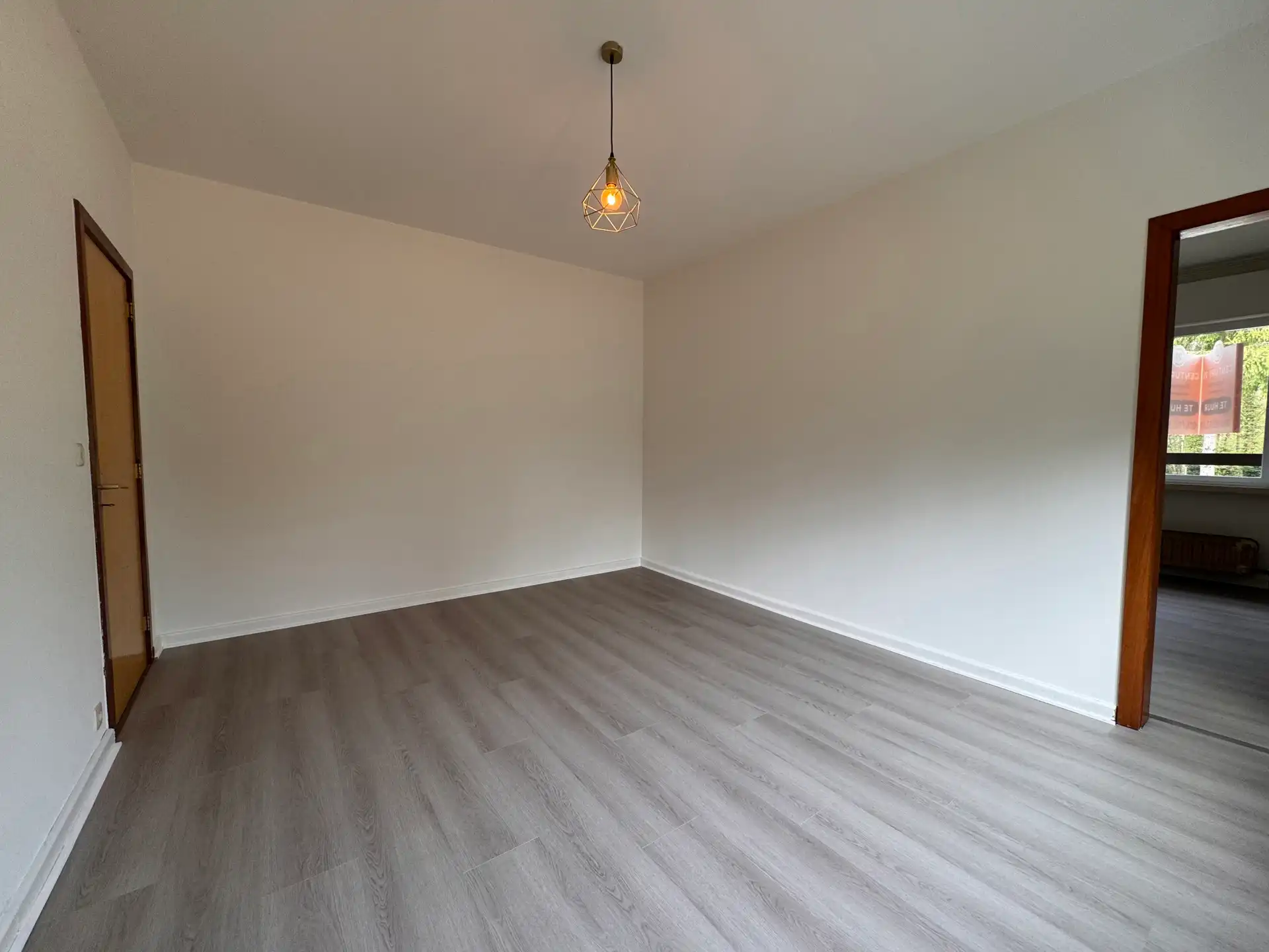 Rustig gelegen woning met 3 slaapkamers en grote tuin foto 11