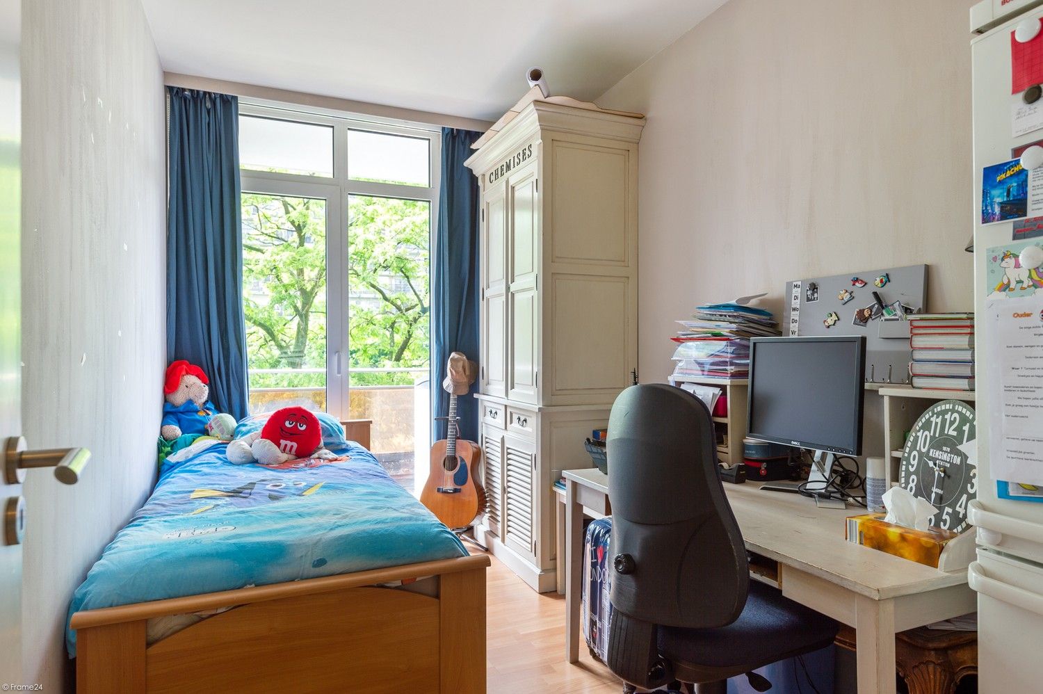 Ruim appartement  met 3 slaapkamers en garage te Berchem! foto 9