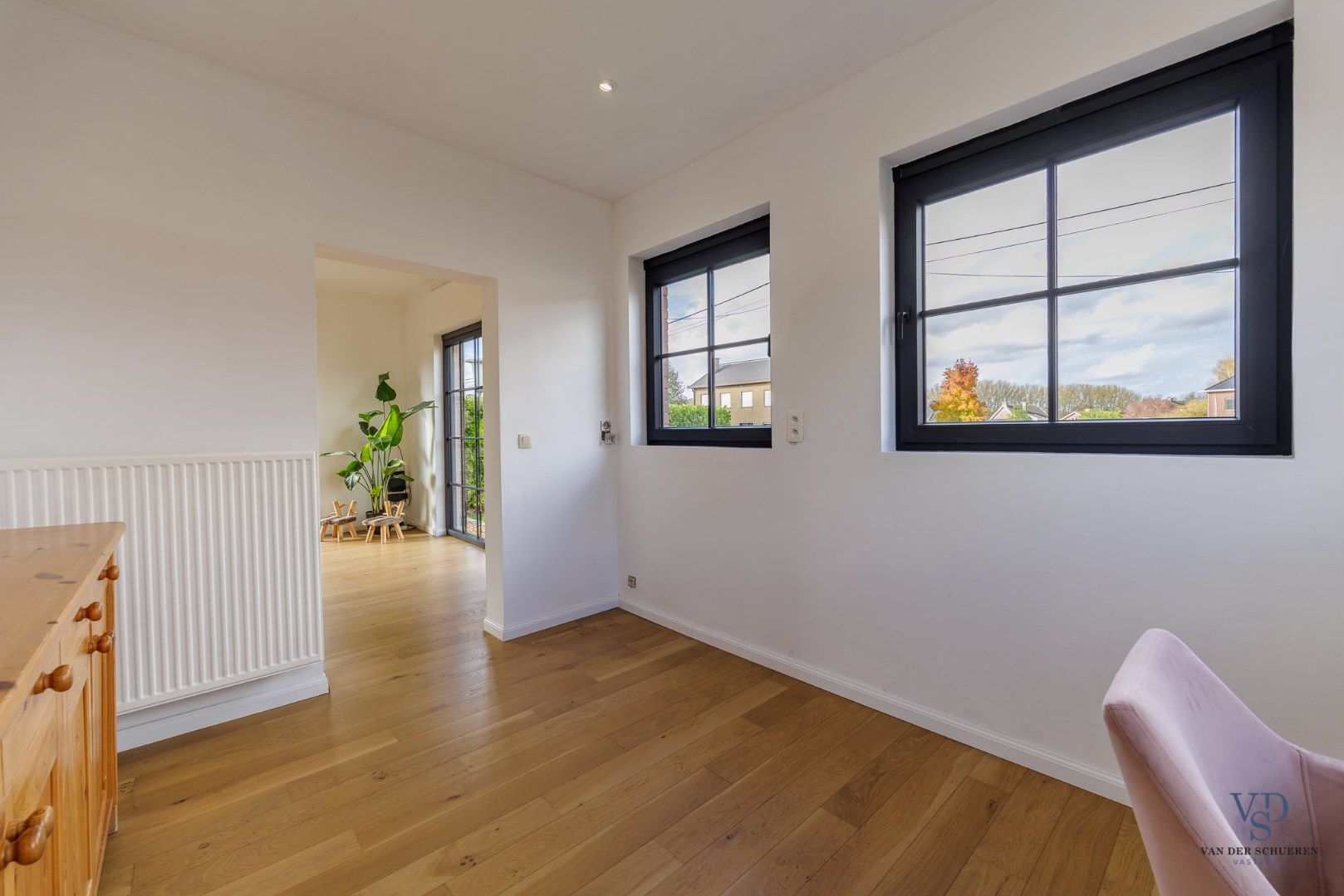 Charmant gerenoveerde villa met karakter en hedendaags comfort foto 7